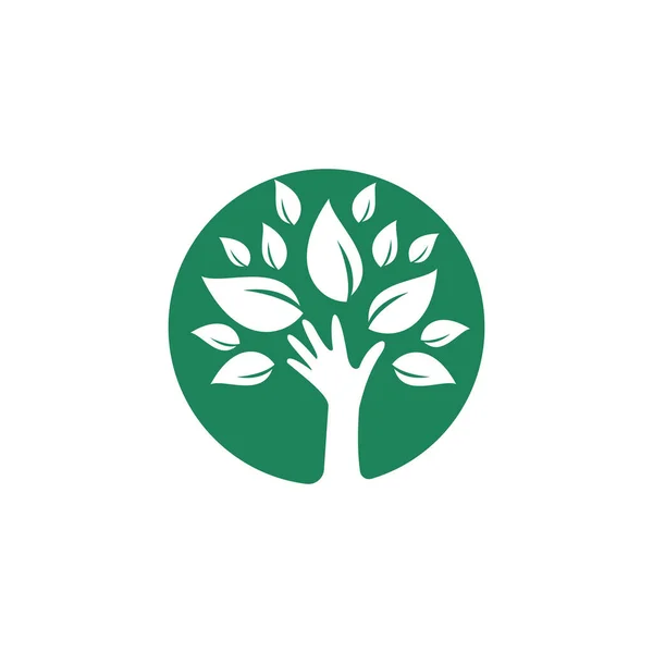 Yaratıcı yeşil el ağacı logosu tasarımı. Doğal ürün logosu. Kozmetik ikonu. Spa logosu. Güzellik salonu veya yoga logosu.