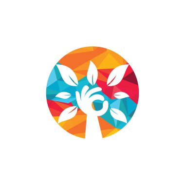 Yaratıcı yeşil el ağacı logosu tasarımı. Doğal ürün logosu. Kozmetik ikonu. Spa logosu. Güzellik salonu veya yoga logosu.