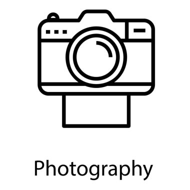 Çizgi tasarımında fotoğraf makinesi simgesi.
