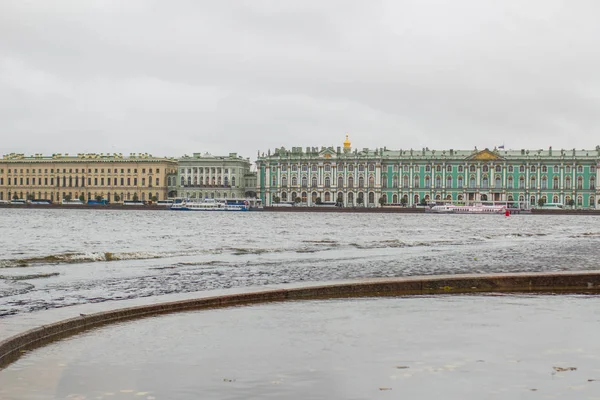 Río Neva Petersburg — Foto de Stock