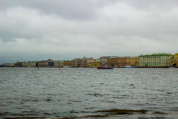 Floden Neva Petersburg — Stockfoto