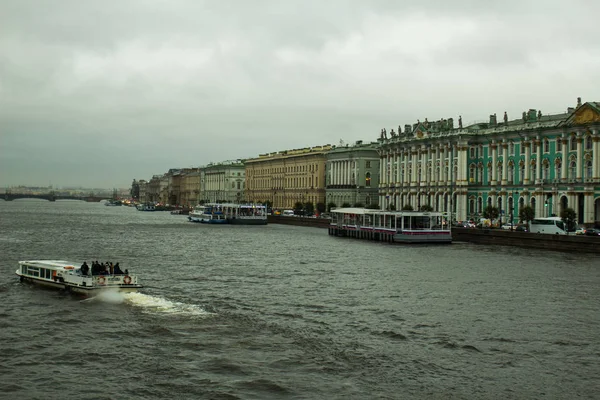 Paysages Urbains Saint Pétersbourg Vue Sur Rivière Neva — Photo