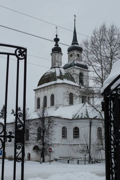 Antik Rus Kentinde Ortodoks Kilisesi Kış Görünümü — Stok fotoğraf