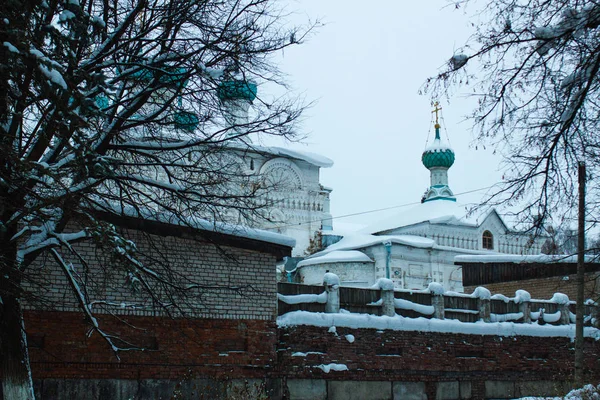 Vista Inverno Igreja Ortodoxa Antiga Cidade Russa — Fotografia de Stock