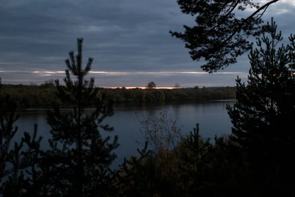 Landschap Zomer Zonsondergang Rivier Bank — Stockfoto