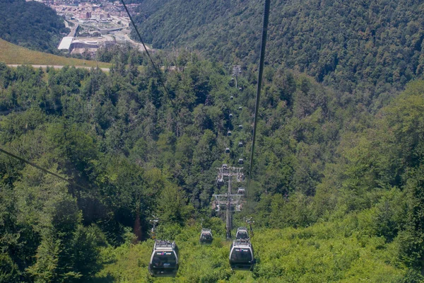 Sochi Russia July 2020 Ropeway 캅카스 산맥의 Ropeway Rosa Khutor — 스톡 사진