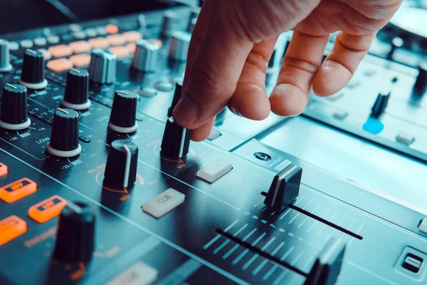 Foto Van Muziek Spelen Mixer Closeup — Stockfoto