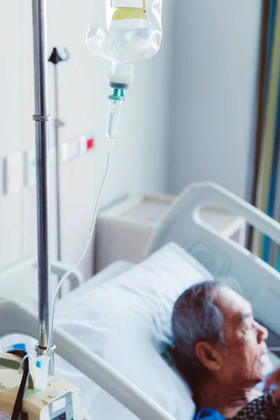 Ältere Patienten Krankenhausbett — Stockfoto