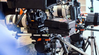 Profesyonel kamera ekipmanlarının yakın görüntüsü