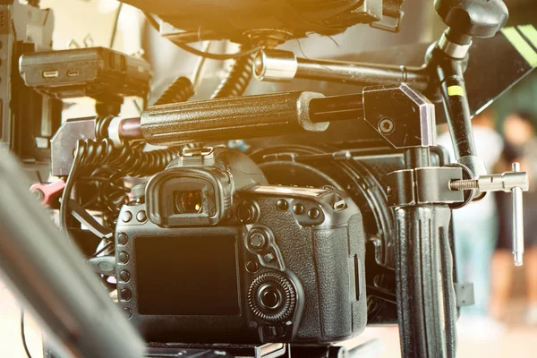 Professionelle Kameraausrüstung Filmproduktionsteam — Stockfoto