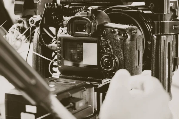 プロのカメラ機器 フィルム制作クルー — ストック写真