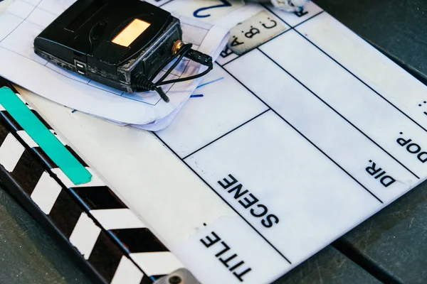 Film Slate Immagine Ravvicinata Della Troupe Produzione Cinematografica Che Tiene — Foto Stock