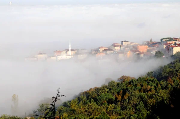 Dia Nebuloso Adiantado Istanbul Bosphorus Todo Coberto Pela Névoa — Fotografia de Stock