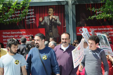 25 Nisan 2010 İstanbulturkey.Protestocular hidroelektrik santrallerine karşı mücadele ediyor.