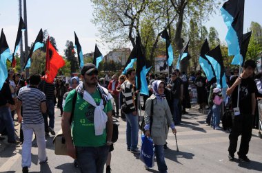 25 Nisan 2010 İstanbulturkey.Protestocular hidroelektrik santrallerine karşı mücadele ediyor.