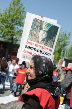 25 Nisan 2010 İstanbulturkey.Protestocular hidroelektrik santrallerine karşı mücadele ediyor.