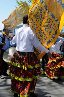 25 Nisan 2010 İstanbulturkey.Protestocular hidroelektrik santrallerine karşı mücadele ediyor.