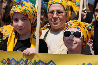 25 Nisan 2010 İstanbulturkey.Protestocular hidroelektrik santrallerine karşı mücadele ediyor.