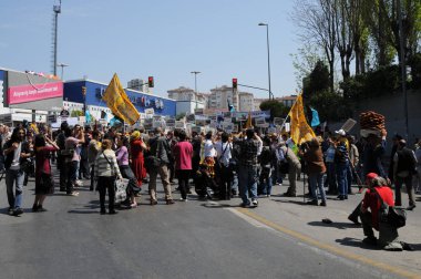 25 Nisan 2010 İstanbulturkey.Protestocular hidroelektrik santrallerine karşı mücadele ediyor.