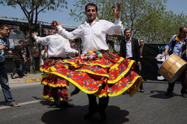 25 Nisan 2010 İstanbulturkey.Protestocular hidroelektrik santrallerine karşı mücadele ediyor.