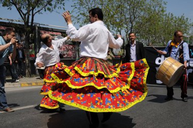 25 Nisan 2010 İstanbulturkey.Protestocular hidroelektrik santrallerine karşı mücadele ediyor.