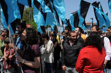 25 Nisan 2010 İstanbulturkey.Protestocular hidroelektrik santrallerine karşı mücadele ediyor.