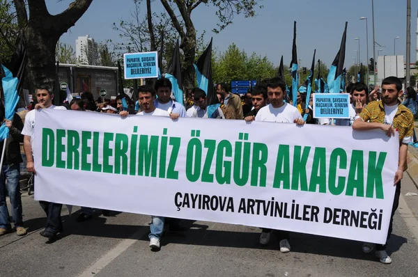 Abril 2010 Istanbulturquia Manifestantes Lutam Contra Usinas Hidrelétricas — Fotografia de Stock