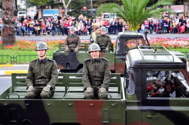 29 Ekim 2009 İstanbul.Türkiye her yıl 29 Ekim'de Cumhuriyet Bayramı'nı veya Cumhuriyet Bayramı'nı kutluyor. Bu gün, Türkiye'nin bağımsızlığının ilanının yıldönümü.