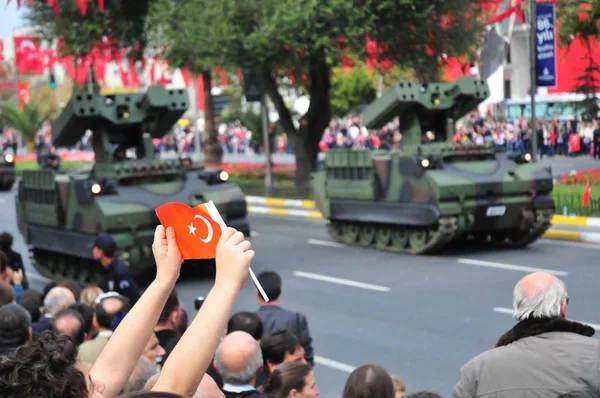 29 Ekim 2009 İstanbul.Türkiye her yıl 29 Ekim'de Cumhuriyet Bayramı'nı veya Cumhuriyet Bayramı'nı kutluyor. Bu gün, Türkiye'nin bağımsızlığının ilanının yıldönümü.