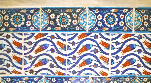 Iznik Tile Ancient Ottoman Era Tiles Were Decorated Master Artisans — Stock Photo, Image