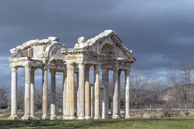 Afrodisias, Batı Anadolu'da küçük bir antik Yunan kentiydi..