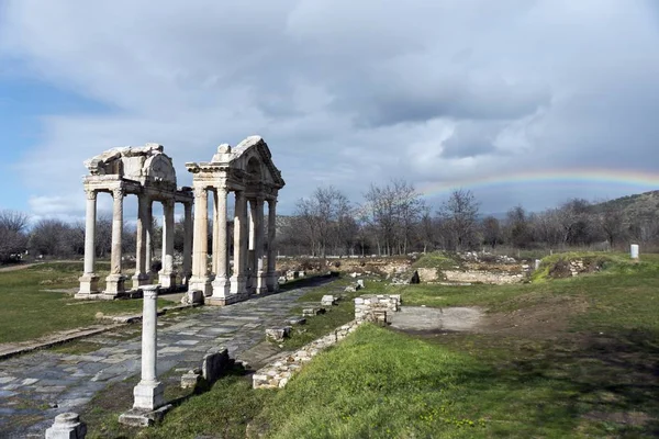 トルコのアイディン市にあるアフロディシアス古代都市ルイス — ストック写真