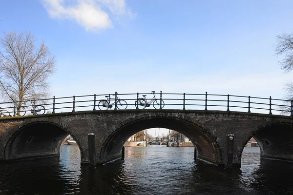 Φεβρουαρίου 2013 Άμστερνταμ Άμστερνταμ Είναι Πρωτεύουσα Και Πολυπληθέστερη Δήμος Των — Φωτογραφία Αρχείου