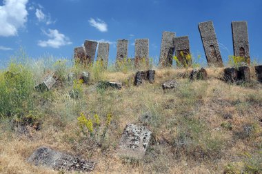 09 Temmuz 2012 Bitlis Türkiye.Ahlat Mezar Taşları, dimenison ve tasarımıile ünlüdür. Mezarlık Selçuklu dönemine ait kalıntılar unesco dünya mirası listesine alındı. 