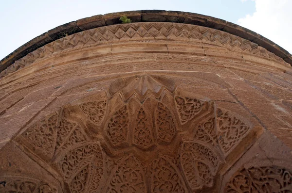 Июль 2012 Ahlat Bitlis Turkey Emir Bayndr Tomb Who Lived — стоковое фото