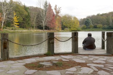 Sonbahar, sonbahar olarak da bilinir. Bazı kültürler sonbahar ekinoksu 