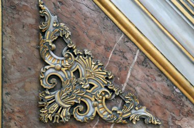 17 Aralık 2009 İstanbul.Ortay Camii Yapımı 1721 (Ortay Camii), resmi adıyla Beikta'daki Byk Mecidiye Camii, İstanbul'un Beikta kentinde, Boğaz'ın en popüler yerlerinden biri olan Ortay İskele Meydanı'nın su kenarında yer almaktadır.