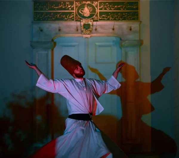 Maio 2014 Istanbul Sufi Rodopiando Turco Semazen Uma Forma Sama — Fotografia de Stock