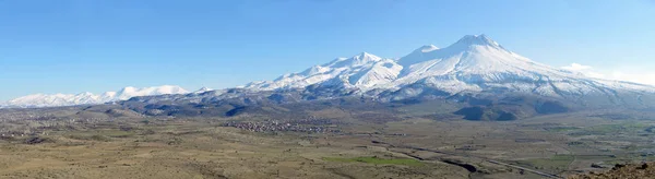 Όρος Χασάν Τουρκικός Χασάν Ντάγκι Είναι Ένα Ανενεργό Στρατοηφαίστειο Στην — Φωτογραφία Αρχείου