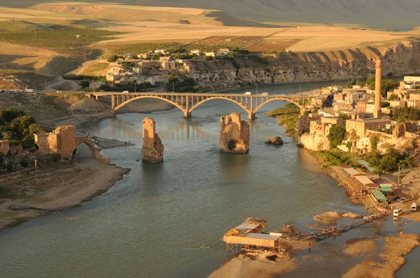 Hasankeyf Uma Cidade Distrito Localizado Longo Rio Tigre Província Batman — Fotografia de Stock