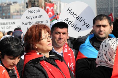 26 Şubat 2012 İstanbul Türkiye.Taksim Meydanı'nda Hocalı trajedisini protesto eden protestocular Azerbaycan'da Ermeniler tarafından yaşandı..