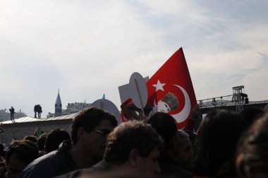 26 Şubat 2012 İstanbul Türkiye.Taksim Meydanı'nda Hocalı trajedisini protesto eden protestocular Azerbaycan'da Ermeniler tarafından yaşandı..