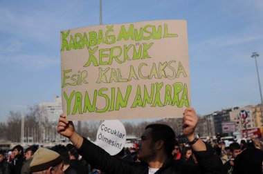 26 Şubat 2012 İstanbul Türkiye.Taksim Meydanı'nda Hocalı trajedisini protesto eden protestocular Azerbaycan'da Ermeniler tarafından yaşandı..