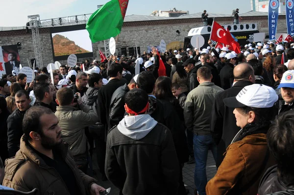 Февраля 2012 Года Istanbul Turkey Протестующие Площади Таксим Протестуют Против — стоковое фото