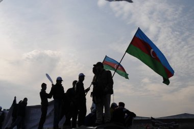 26 Şubat 2012 İstanbul Türkiye.Taksim Meydanı'nda Hocalı trajedisini protesto eden protestocular Azerbaycan'da Ermeniler tarafından yaşandı..