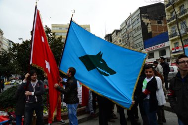 23 Şubat 2014 İstanbul Türkiye.Protestocular, Azerbaycan'da Ermeniler tarafından Türklere karşı yaşanan Hocalı trajedisini protesto etmek için Taksim Meydanı'nda.