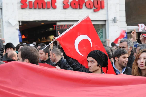 Února 2012 Stanbul Turecko Demonstranti Taksim Square Protestili Proti Khojaly — Stock fotografie