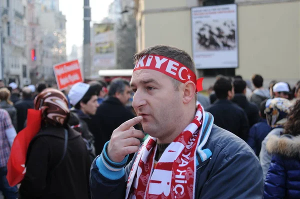Şubat 2012 Stanbul Türkiye Taksim Meydanı Nda Hocalı Trajedisini Protesto — Stok fotoğraf