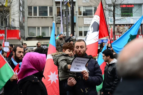 Februar 2014 Istanbul Turkey Demonstranten Protestieren Auf Dem Taksim Platz — Stockfoto