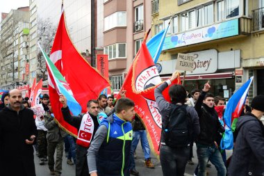 23 Şubat 2014 İstanbul Türkiye.Protestocular, Azerbaycan'da Ermeniler tarafından Türklere karşı yaşanan Hocalı trajedisini protesto etmek için Taksim Meydanı'nda.